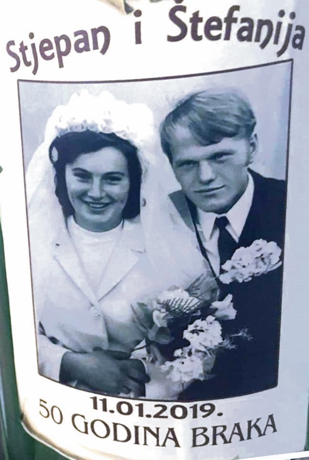 PANORAMA 50 godina braka žđl za izrezat fotku s vjenčanja Custom