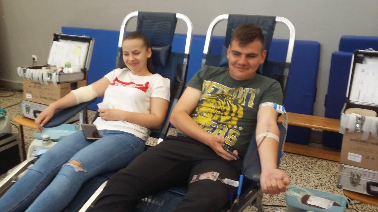 U Srednjoj školi Marka Marulića Slatina održana akcija dobrovoljnog darivanja krvi 1 SŠ3