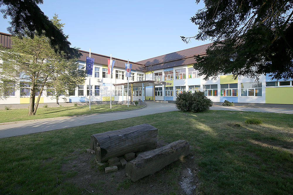 skola suhopolje 6