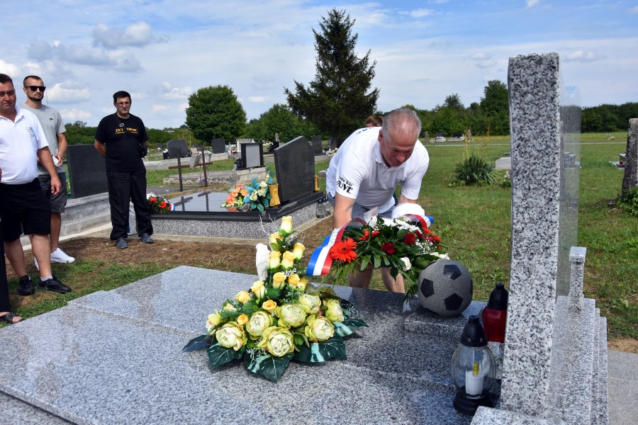 Memorijal Crnac 3 Custom