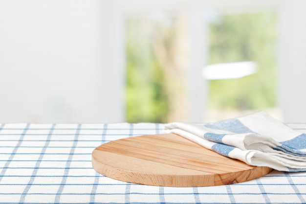 wooden board with napkin table 93675 4801