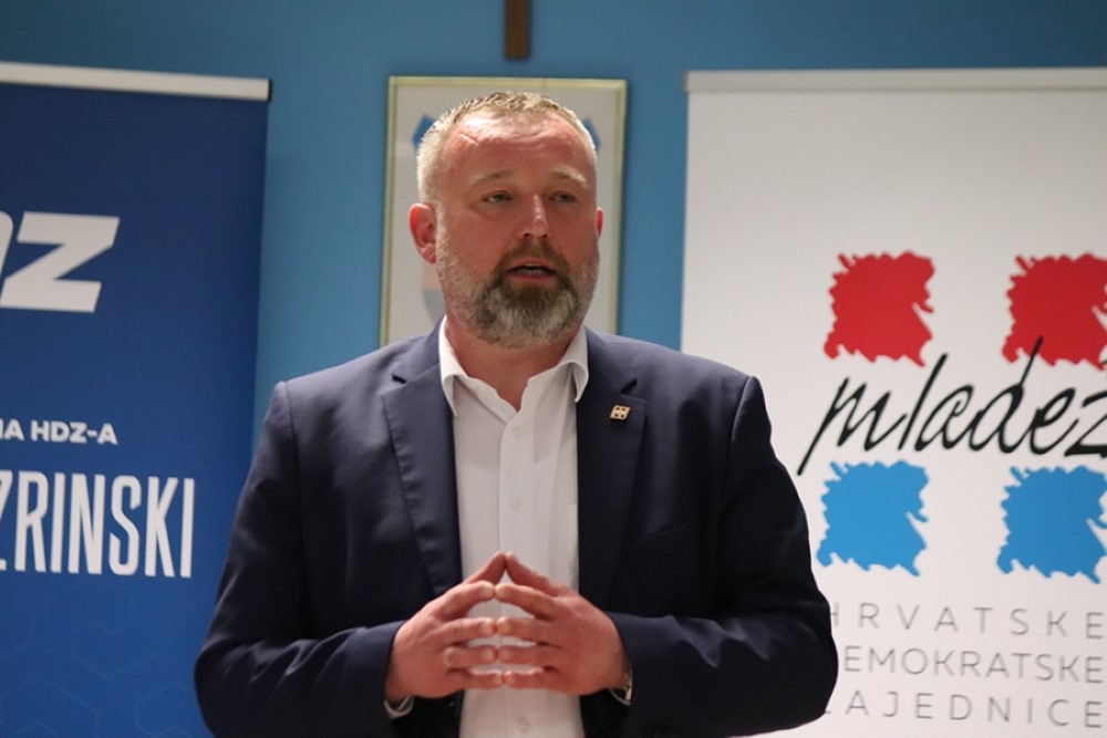 Igor Fazekaš kandidat HDZ-a za gradonačelnika Slatine i u novom mandatu, Miroslav Venus kandidat za zamjenika 12 m IMG 6348