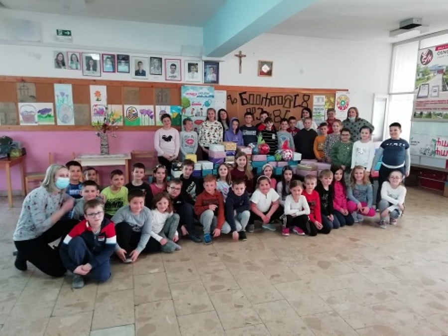 Uspješno provedena humanitarna akcija mikleuških osnovaca za Osnovnu školu "Katarina Zrinski" iz Mečenčana 1 3