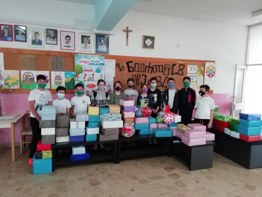 Uspješno provedena humanitarna akcija mikleuških osnovaca za Osnovnu školu "Katarina Zrinski" iz Mečenčana 2 7