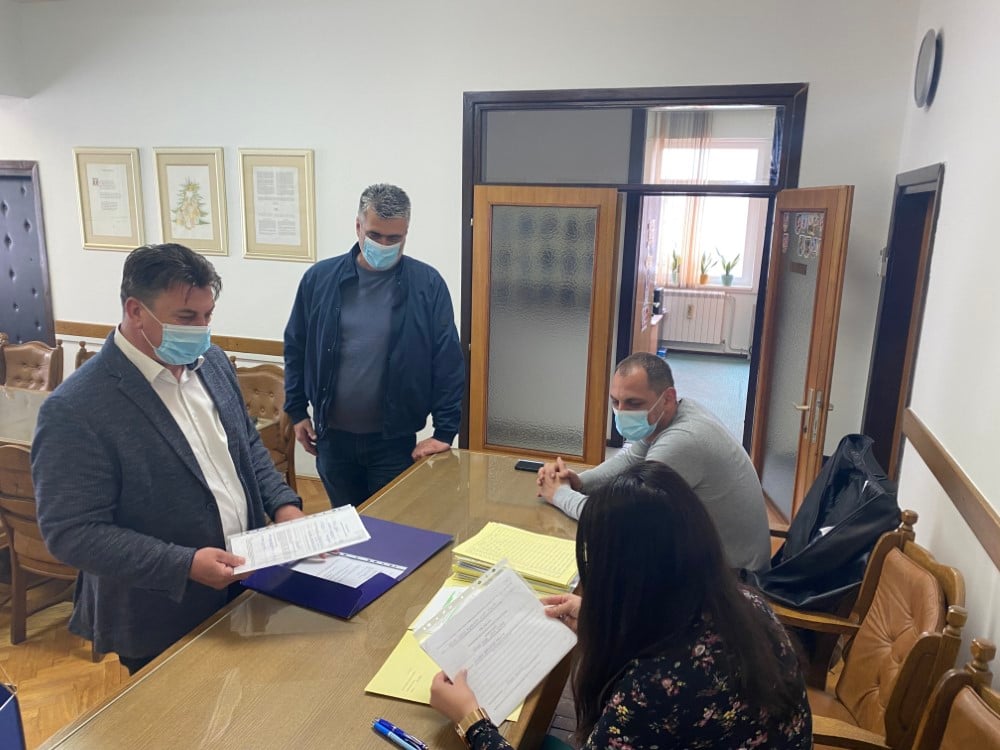 Željko Grgačić i Marin Aragović predali kandidacijsku listu HDZ-a za općinsko vijeće Općine Pitomača 9 image 50442241 Custom