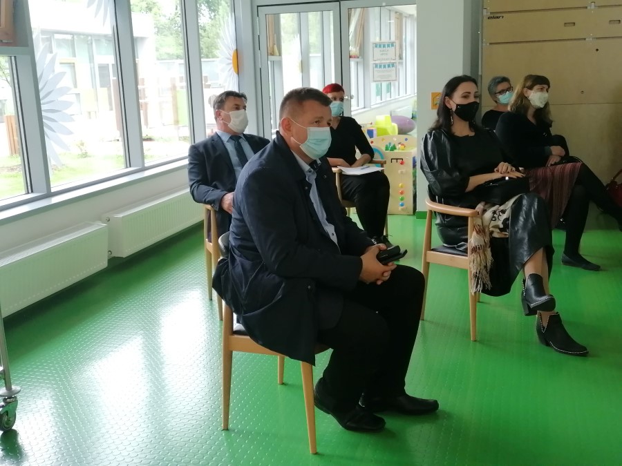 U sklopu projekta ''Centar stabilne podrške'' u prostorijama COOR-a održana javna tribina pod nazivom ''Razumijemo li važnost rane intervencije'' 4 IMG 20210507 131033 Custom