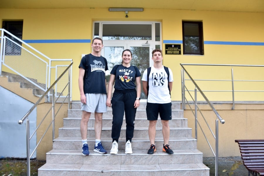 Studenti Orahovcani 1 Karlo Mahacek Petra Pavelic i Karlo Mardesic Custom