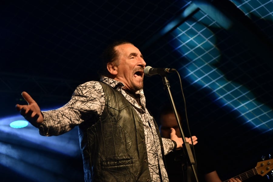 Zeljko bebek ponovno medu Orahovcanima 1 Custom