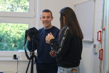 Učenici Katoličke klasične gimnazije u Virovitici započeli sa snimanjem dokumentarca o 15 godina škole