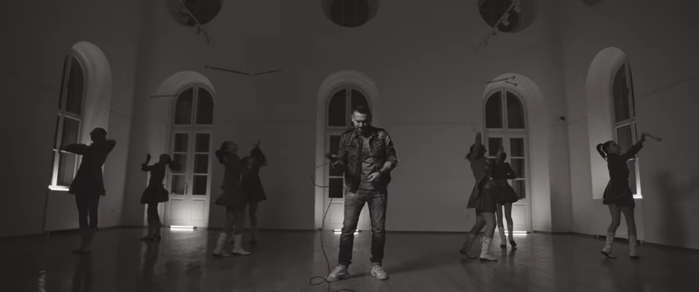 Vatra Zajedno sami Official video 2 27 screenshot