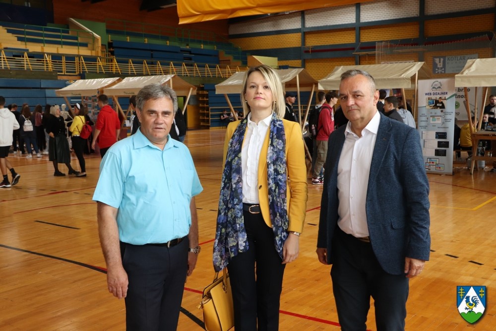 Đurđevačke srednje škole osnovnoškolcima predstavile svoje programe i zanimanja 1 IMG 7256