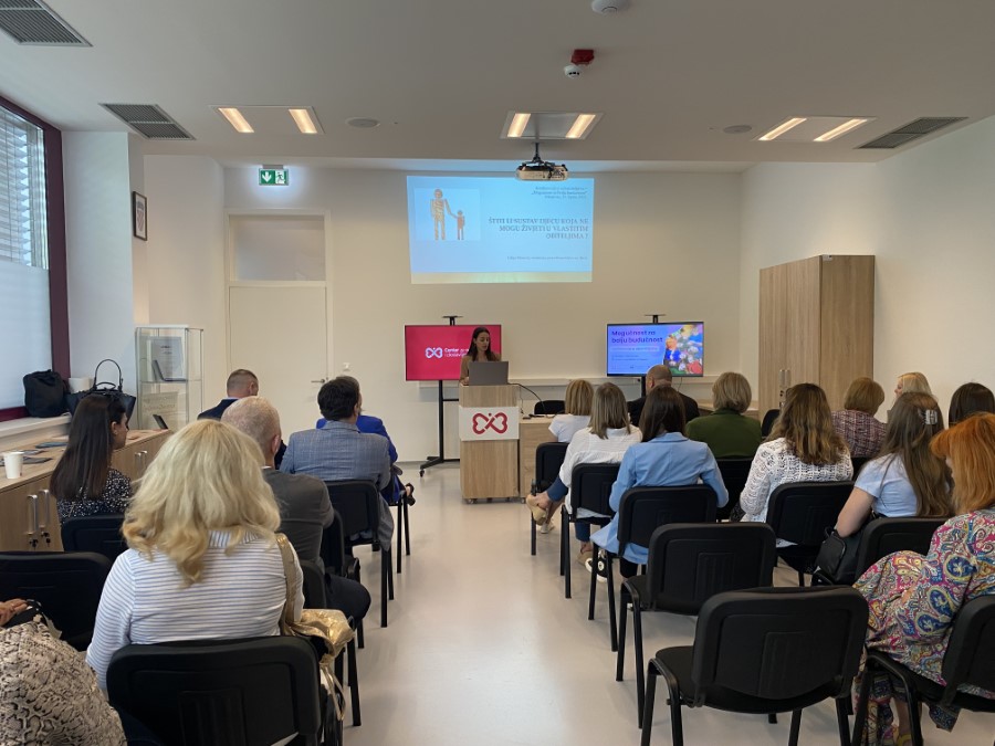 otvorenje konferencije Custom