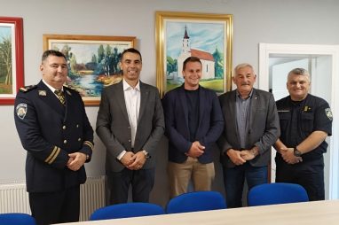 Prijem policije u Zdencima