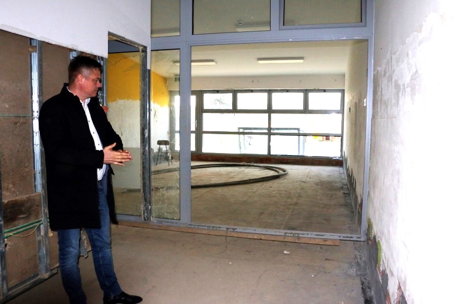Obnova vrtica i sportskog centra Cacinci 4 Custom