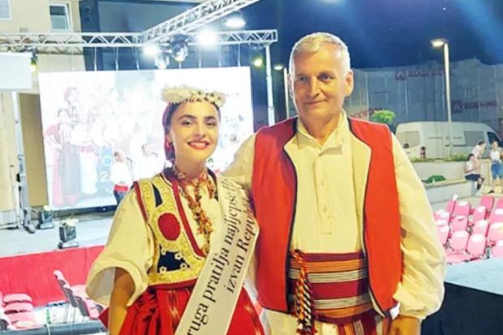 Bez naslova 1000 x 666 piks 32