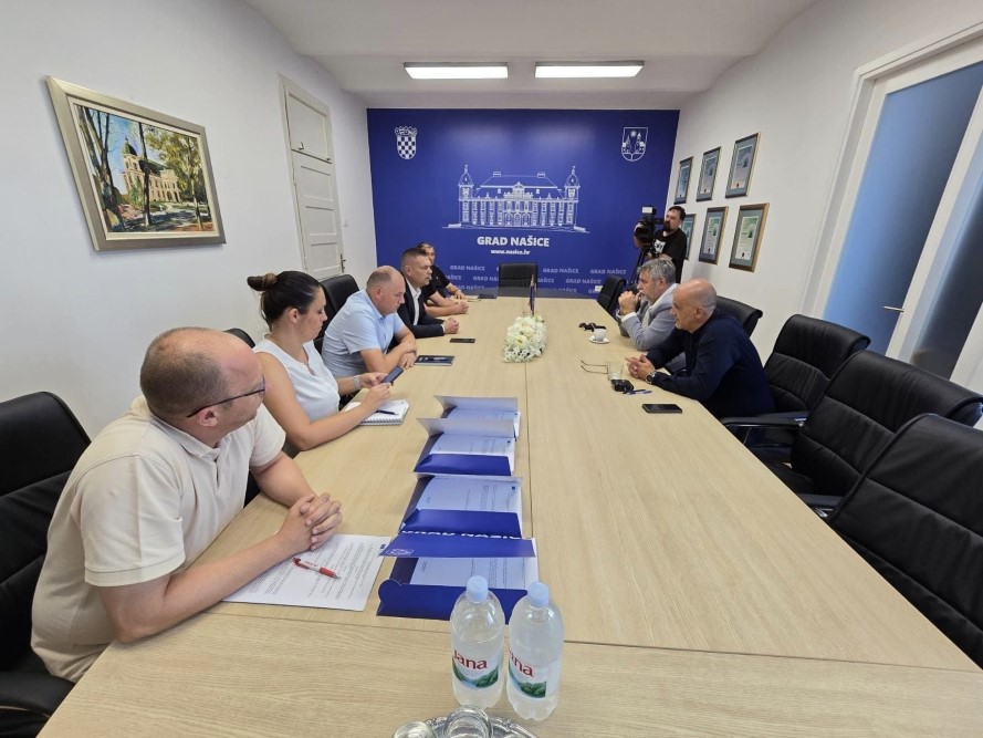 ugovor Centar za starije i nemocne Nasice 1