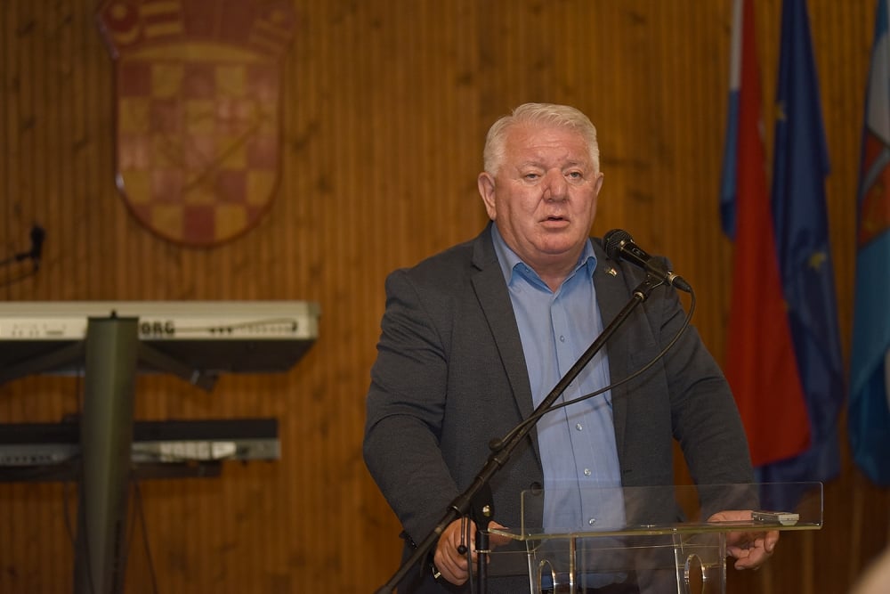 Čestitka saborskog zastupnika i predsjednika HVIDRA-e RH Josipa Đakića u povodu Dana pobjede i domovinske zahvalnosti i Dana hrvatskih branitelja 3 Dakic