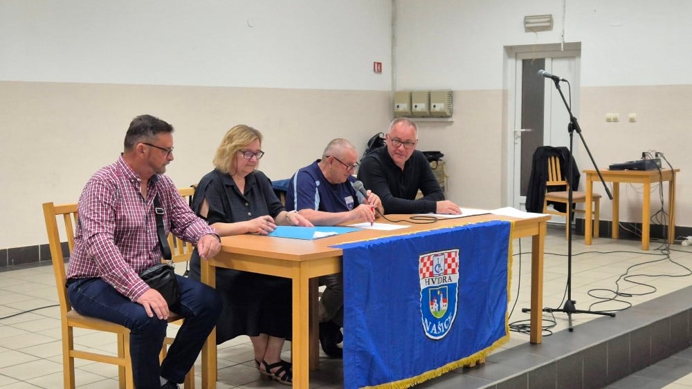 Iza našičke HVIDRA-e 33 je godine predanog rada za invalide Domovinskog rata, ali i sve hrvatske branitelje i njihove obitelji 8 Skupstina HVIDRA NAsice 1