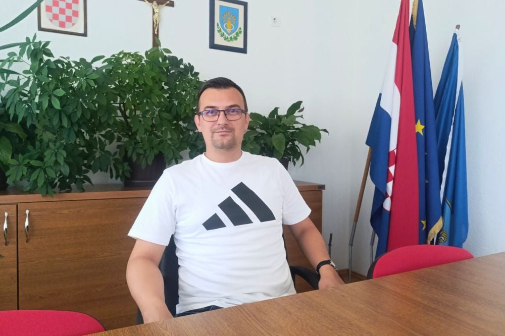 U "Điru po županijama" ICV radija u srijedu gostuje načelnik općine Sopje Berislav Androš: Tema emisije planovi u novom mandatu 2 Bez naslova 1000 x 666 piks 9