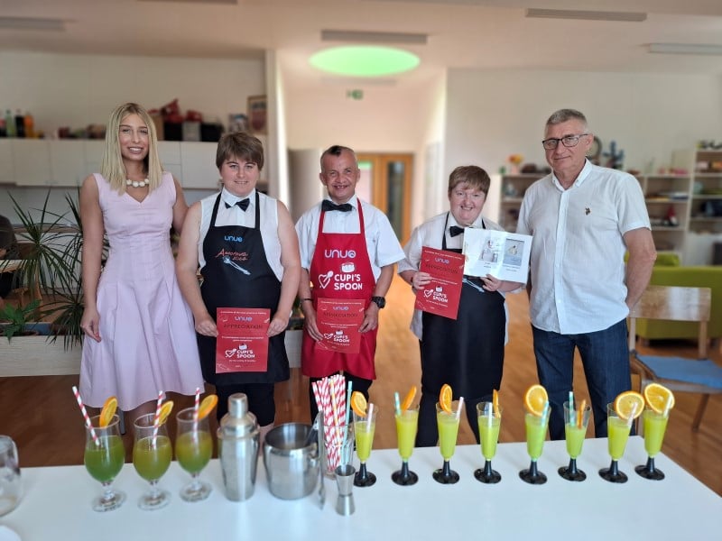 Najvažniji „sastojci“ srdačnost i dobrota: Državni prvaci iz COOR-a Virovitica u pripremama za nove koktele i izazove 1 cocteli1 5 Custom