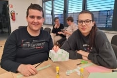 Radionica-za-korisnike-i-volontere-programa-Moj-prijatelj-u-Virovitici-5-Custom