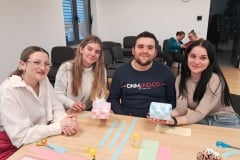 Volonteri-i-mladi-s-invaliditetom-druzili-se-u-programu-„Moj-prijatelj-8-Custom