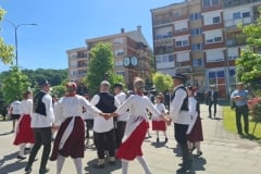 Cvjetni-korzo-i-Smotra-folklora-15-Custom