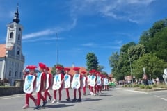 Cvjetni-korzo-i-Smotra-folklora-4-Custom