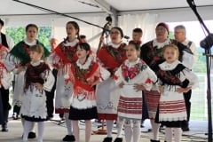 Smotra-Folklora-Donja-Moticina-nastup-KUD-.a-Izvor-26